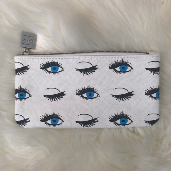 Rodan & Fields Handbags - Rodan & Fields Eye Pouch New! Unused